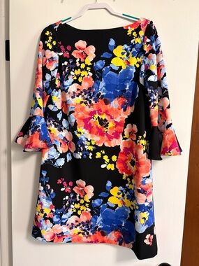 Floral Bell-Sleeve Shift Dress in Black and Multicolor